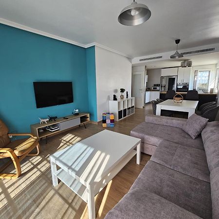 Golf En Baviera Con Vistas Al Mar Apartment Калета Де Велес Екстериор снимка